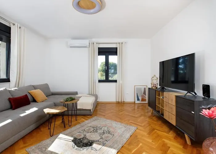 House With A Parking Space Drnis, Zagora - 22772 Holiday home Drnis